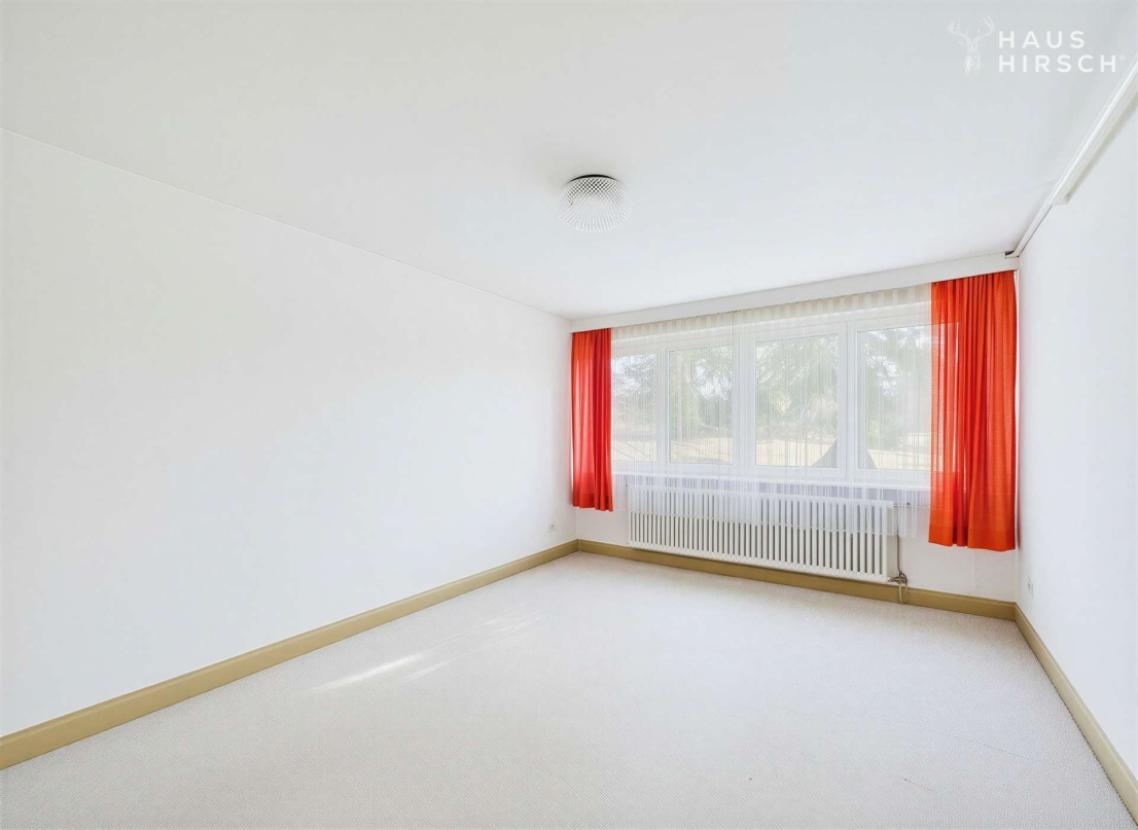 UG Schlafzimmer 3