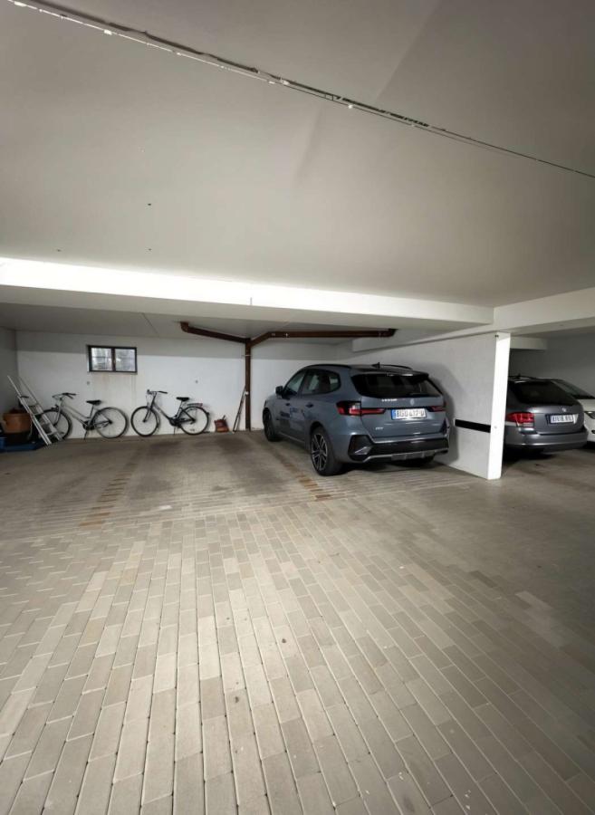 Tiefgaragenstellplatz