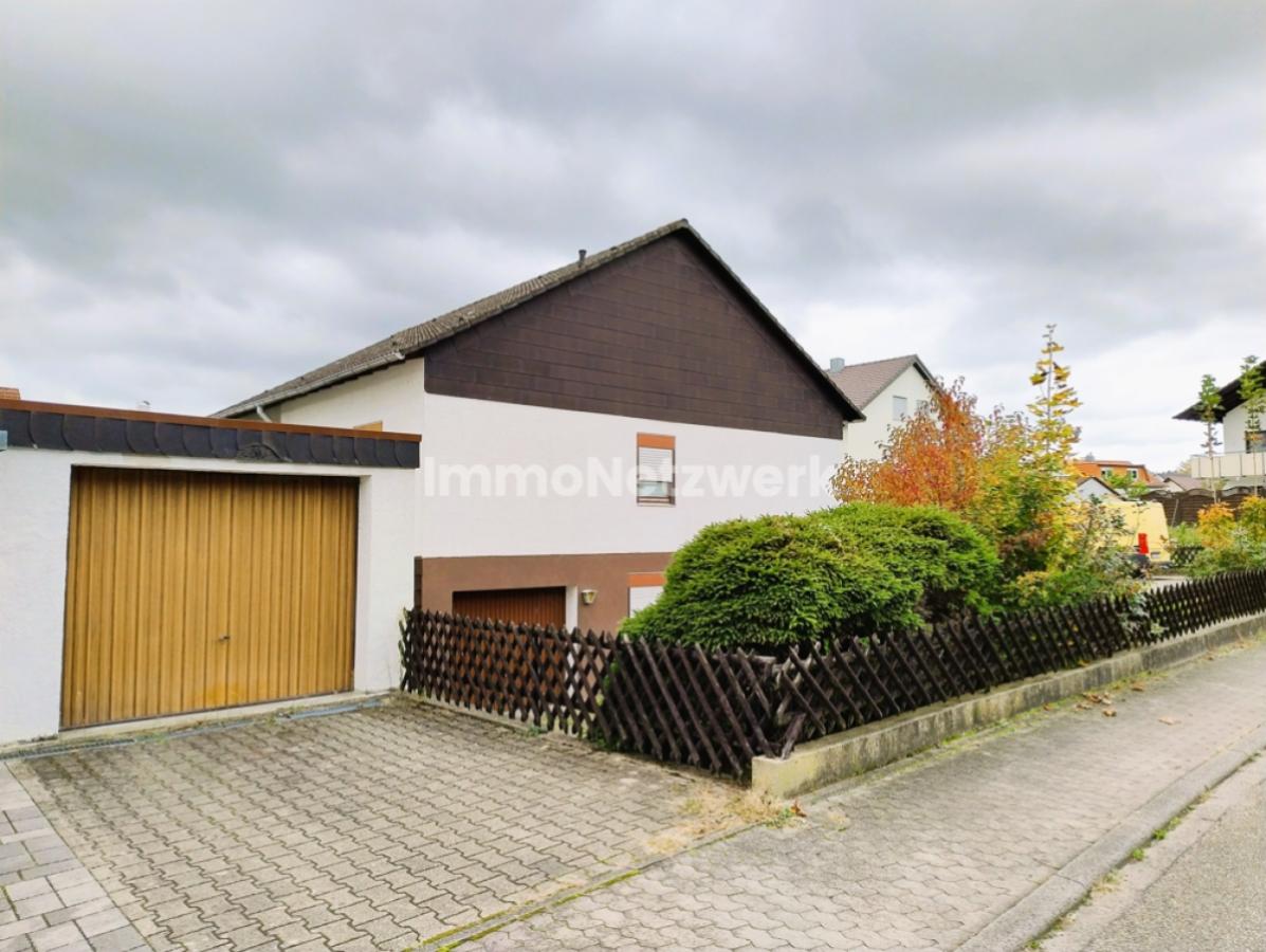 Einzelgarage unterkellert