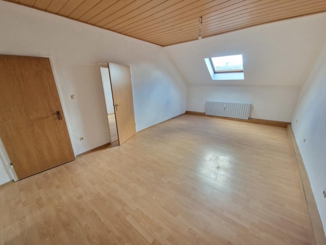 DG rechts, Wohnzimmer