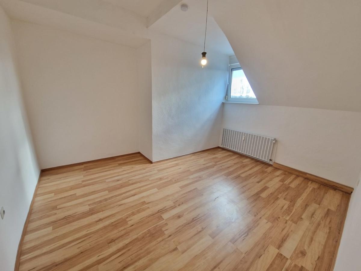 DG rechts, Schlafzimmer