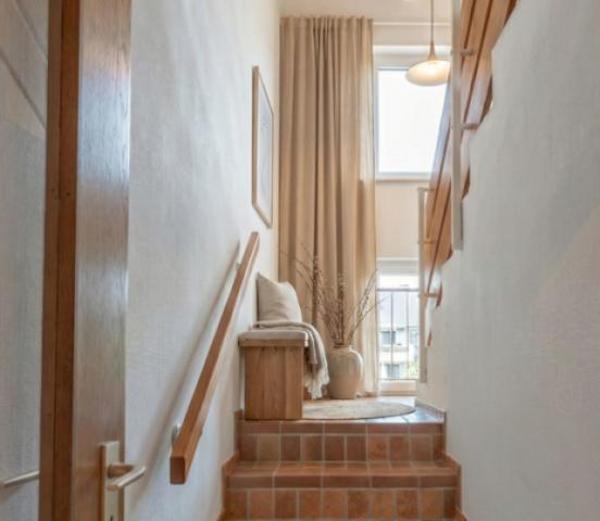 Treppenraum_DG_Virtuelles Staging_