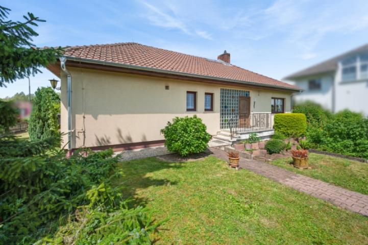 Vorgarten & Hauseingang