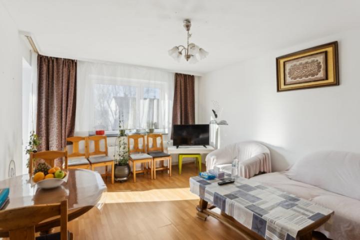 Wohnzimmer - Vorderansicht