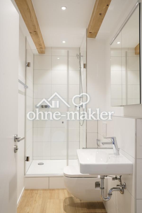 Gäste-Bad untere Ebene