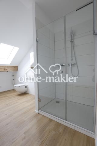 Bad obere Ebene Dusche