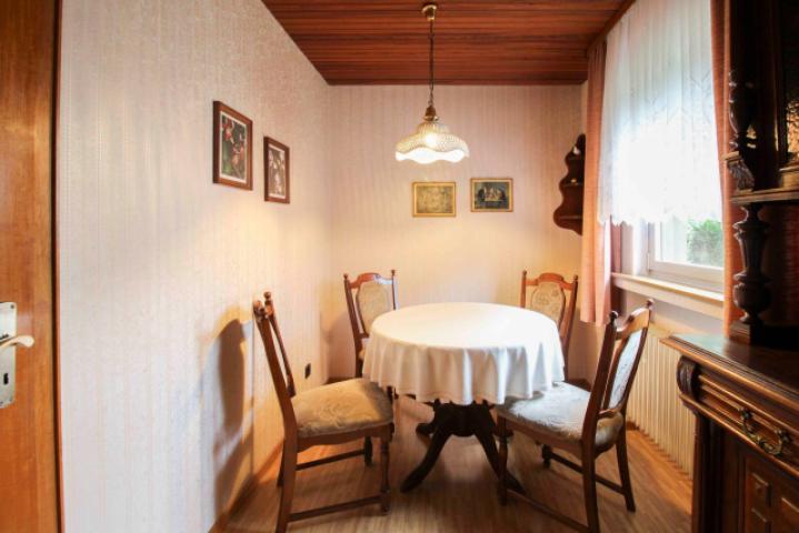 Esszimmer (2)