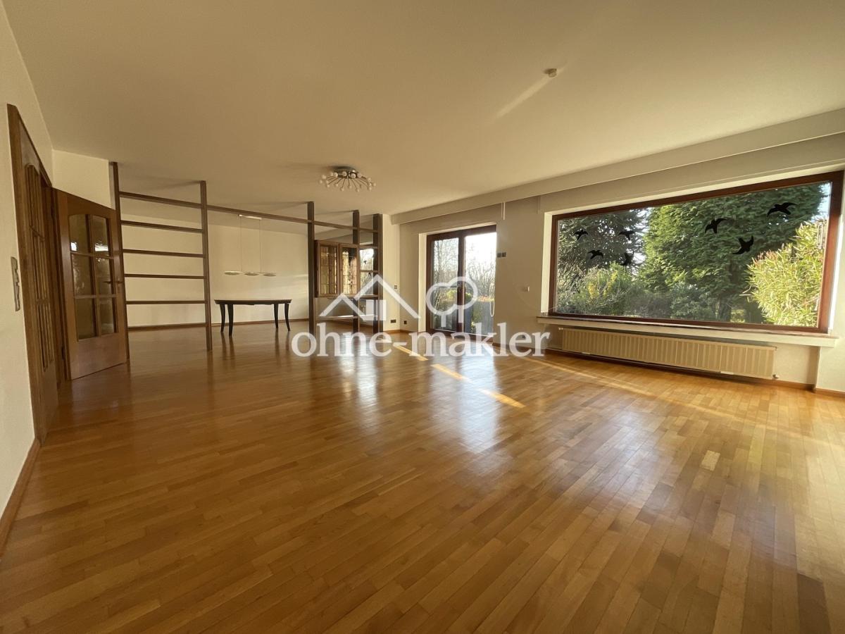 Großer Wohn- und Essbereich