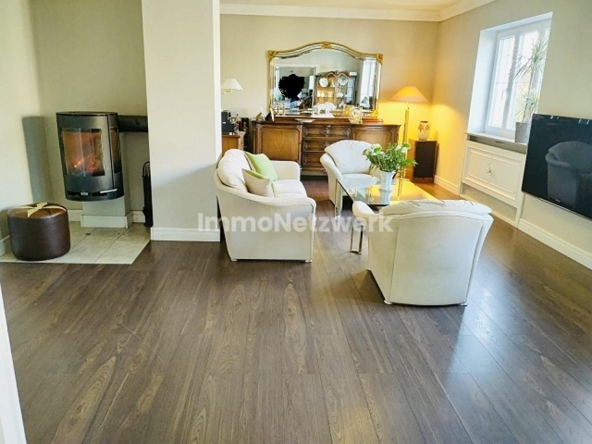 Wohzimmer mit Kamin