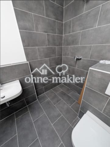 Bad aus dortigem Haus B 