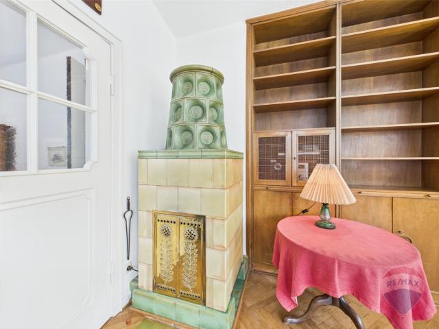 Kachelofen im Wohnzimmer