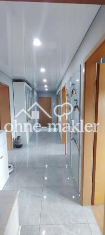 Bad zur Eingangstür