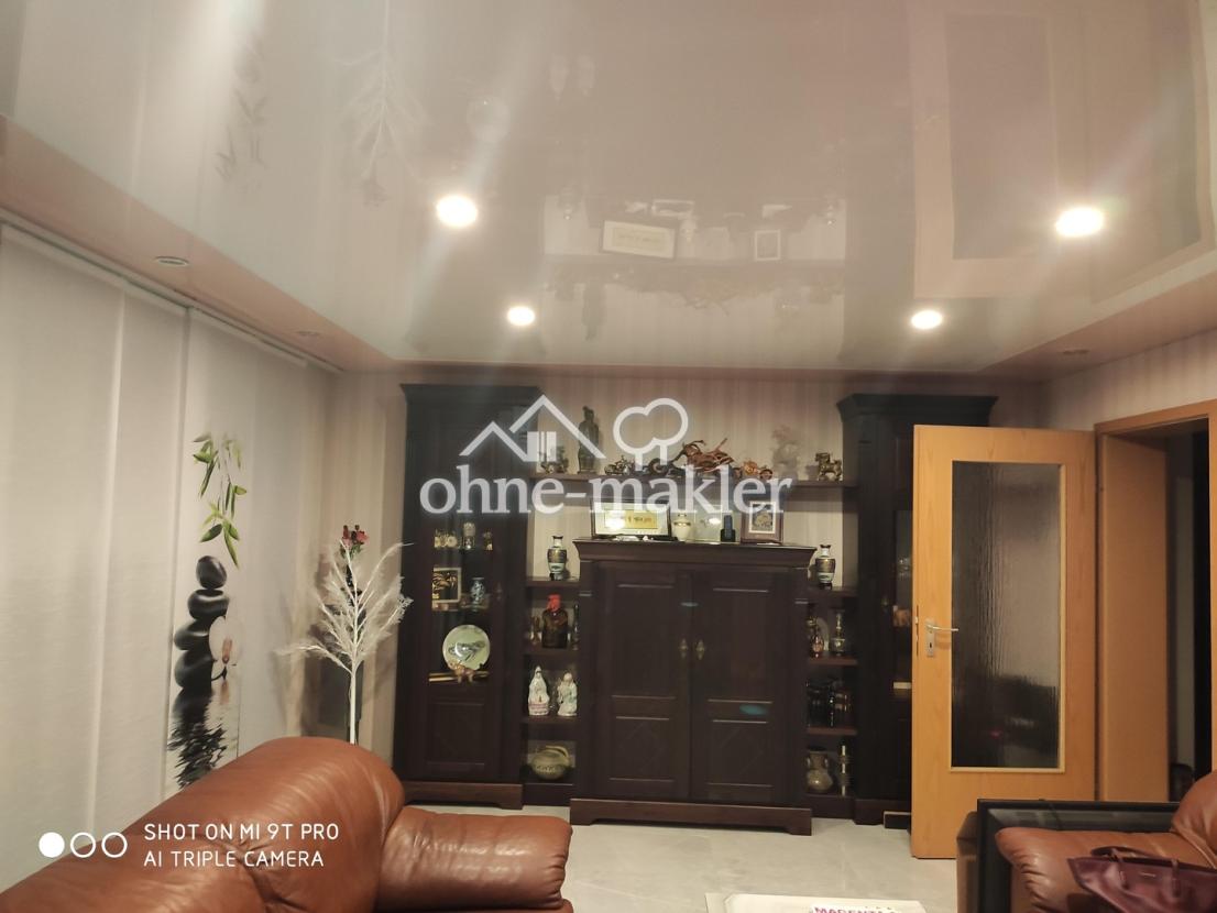 Wohnzimmer mit vielen Extras