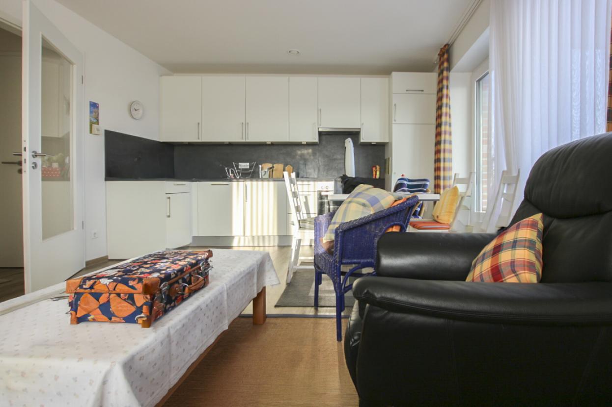 Wohnraum  m. Einbauküche