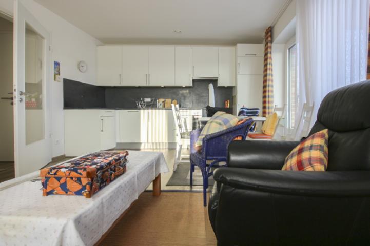 Wohnraum  m. Einbauküche