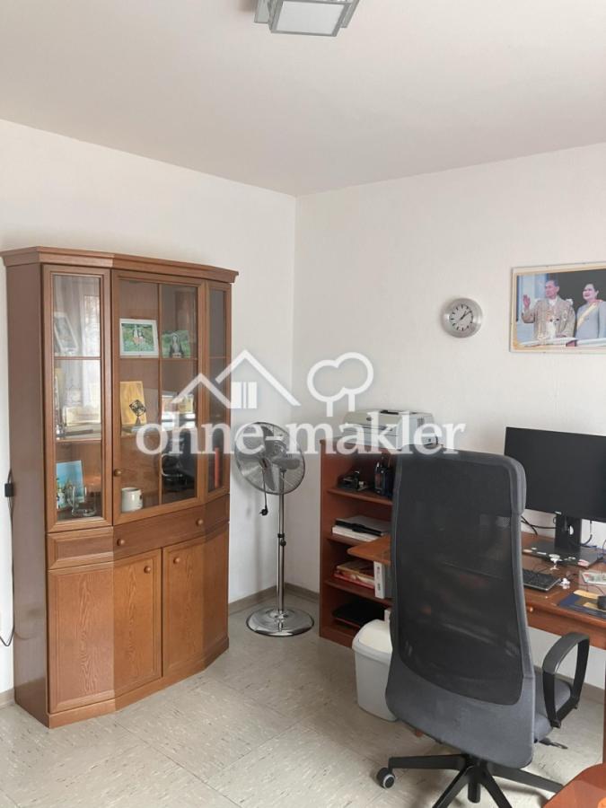 Kinderzimmer/Arbeitszimmer