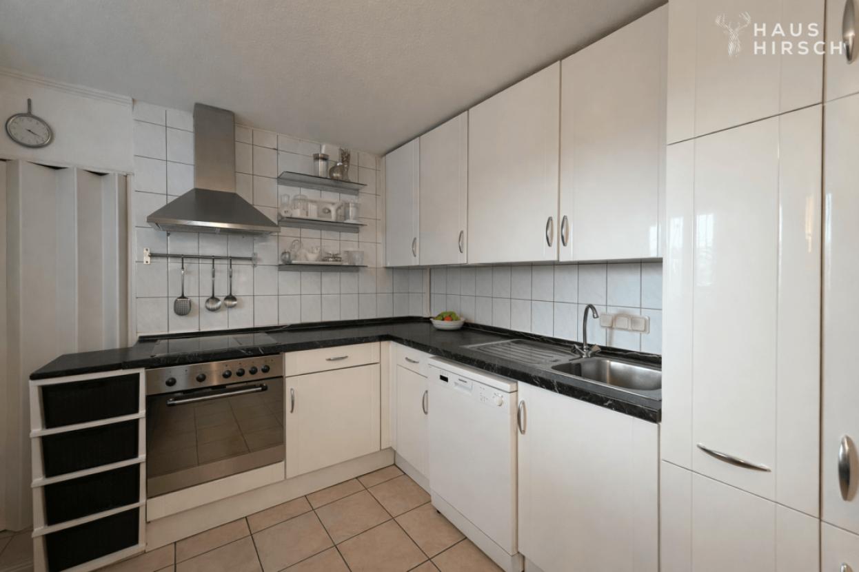 38281BB4-553F-4815-B88E-26452C0AD2F4