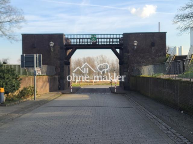 Rheintor Richtung Fähre