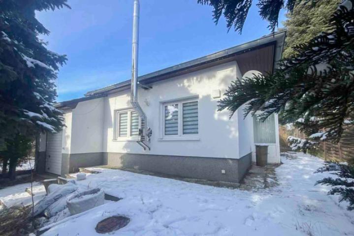 Außenansicht (vorne)