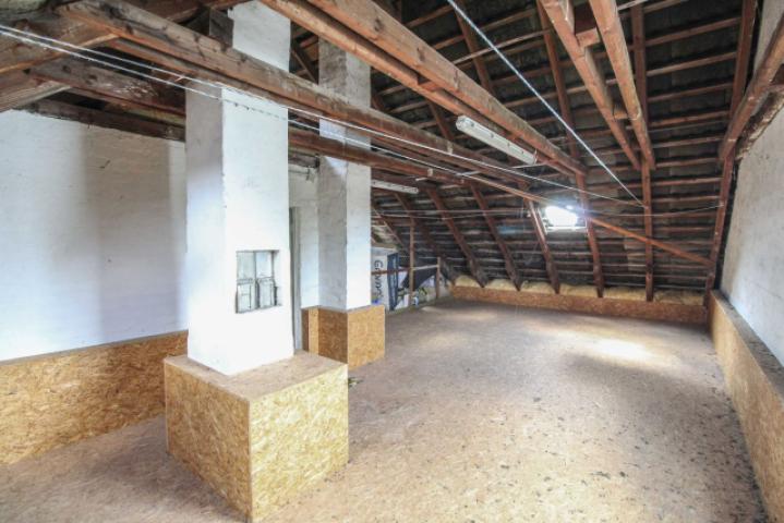 Trockenraum Dachboden