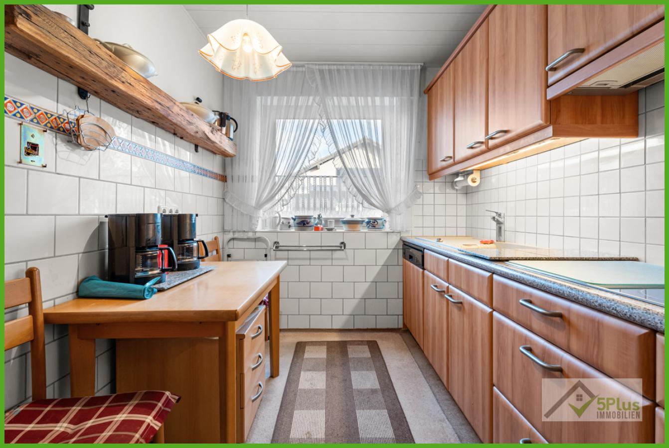 5Plus Immo Haus zum Kauf Inden / Altdorf Einbauküche EG