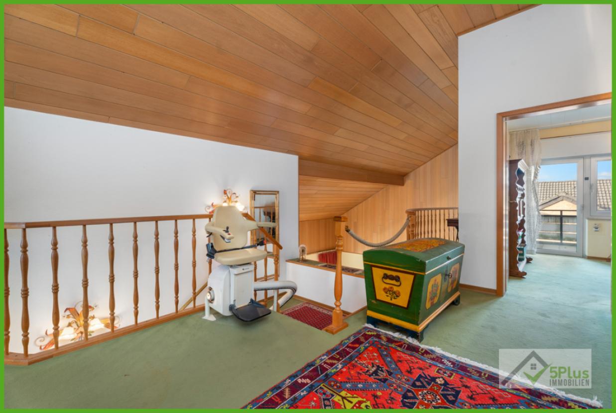 5Plus Immo Haus zum Kauf Inden / Altdorf Empore OG