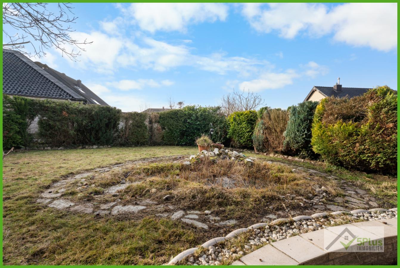 5Plus Immo Haus zum Kauf Inden / Altdorf Garten