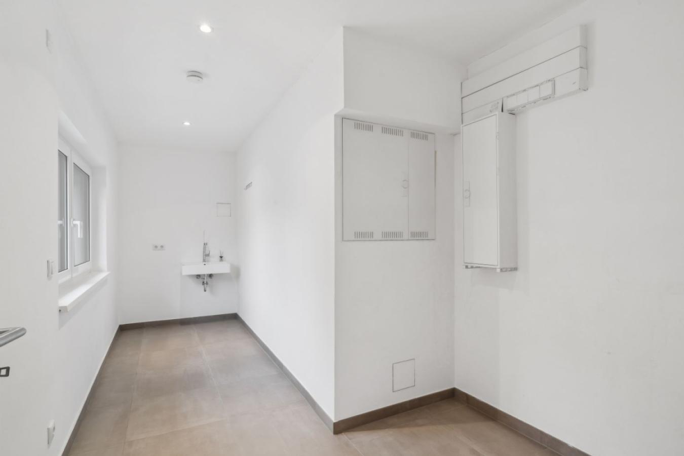 Großer Technik- und Hauswirtschaftsraum