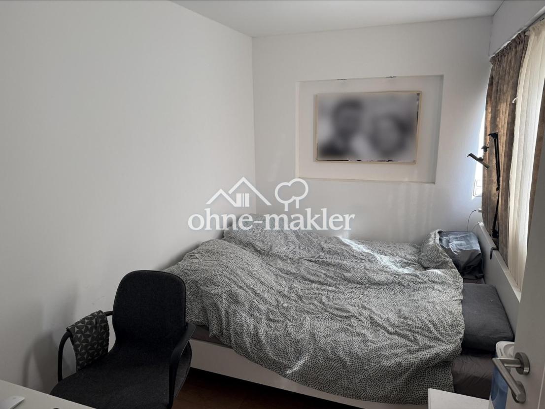 Bedroom with Garden View