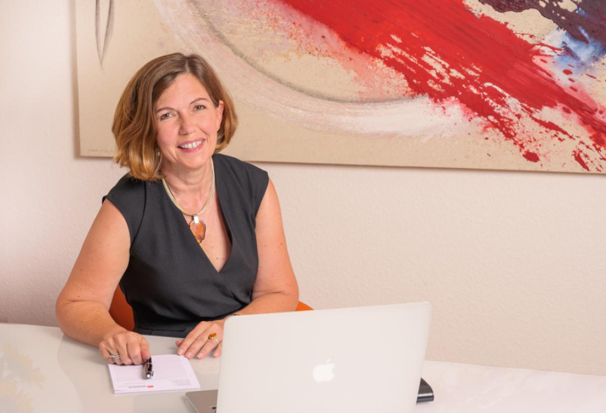 Ihre Ansprechpartnerin - Frau Susanne Wischnewski