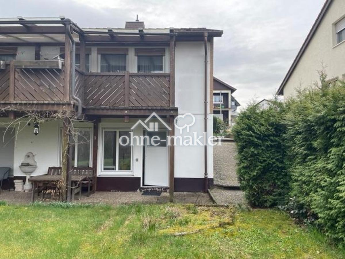 Seite rechts mit Apartement UG