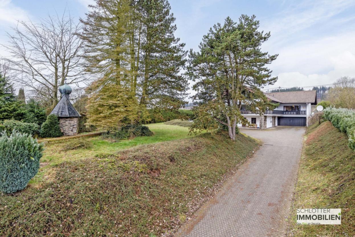 Herrschaftliche Objektzufahrt