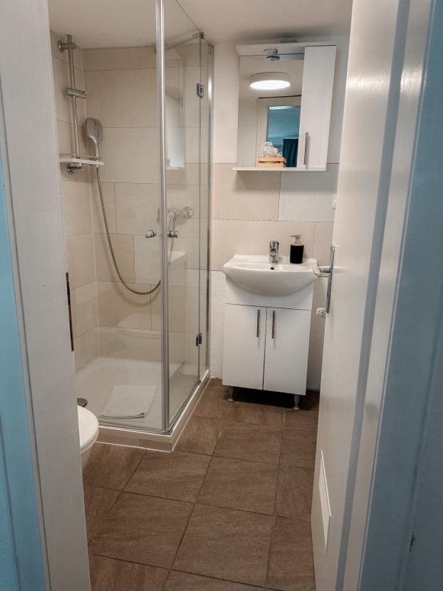 Bäder mit bodentiefen Duschen