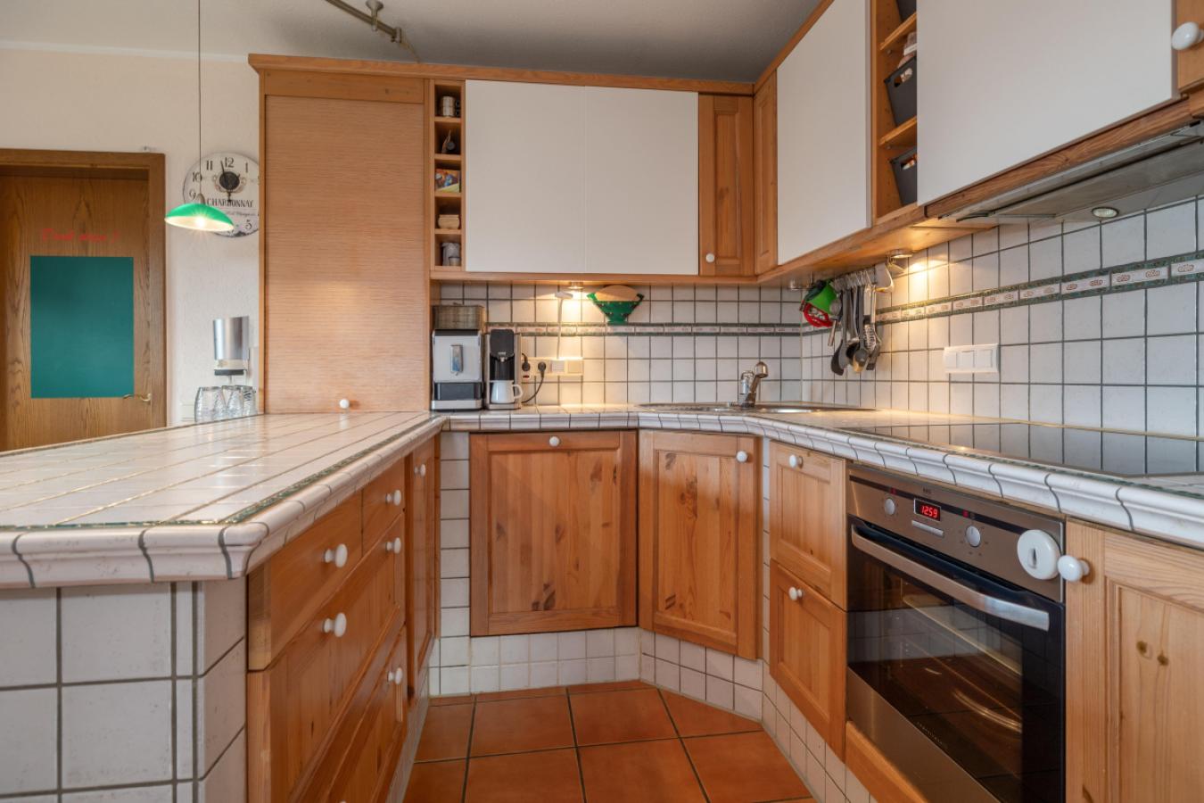 Einbauküche mit Theke