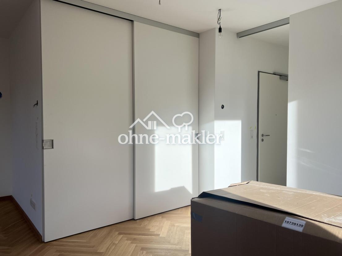 Schiebetür Treppe EG