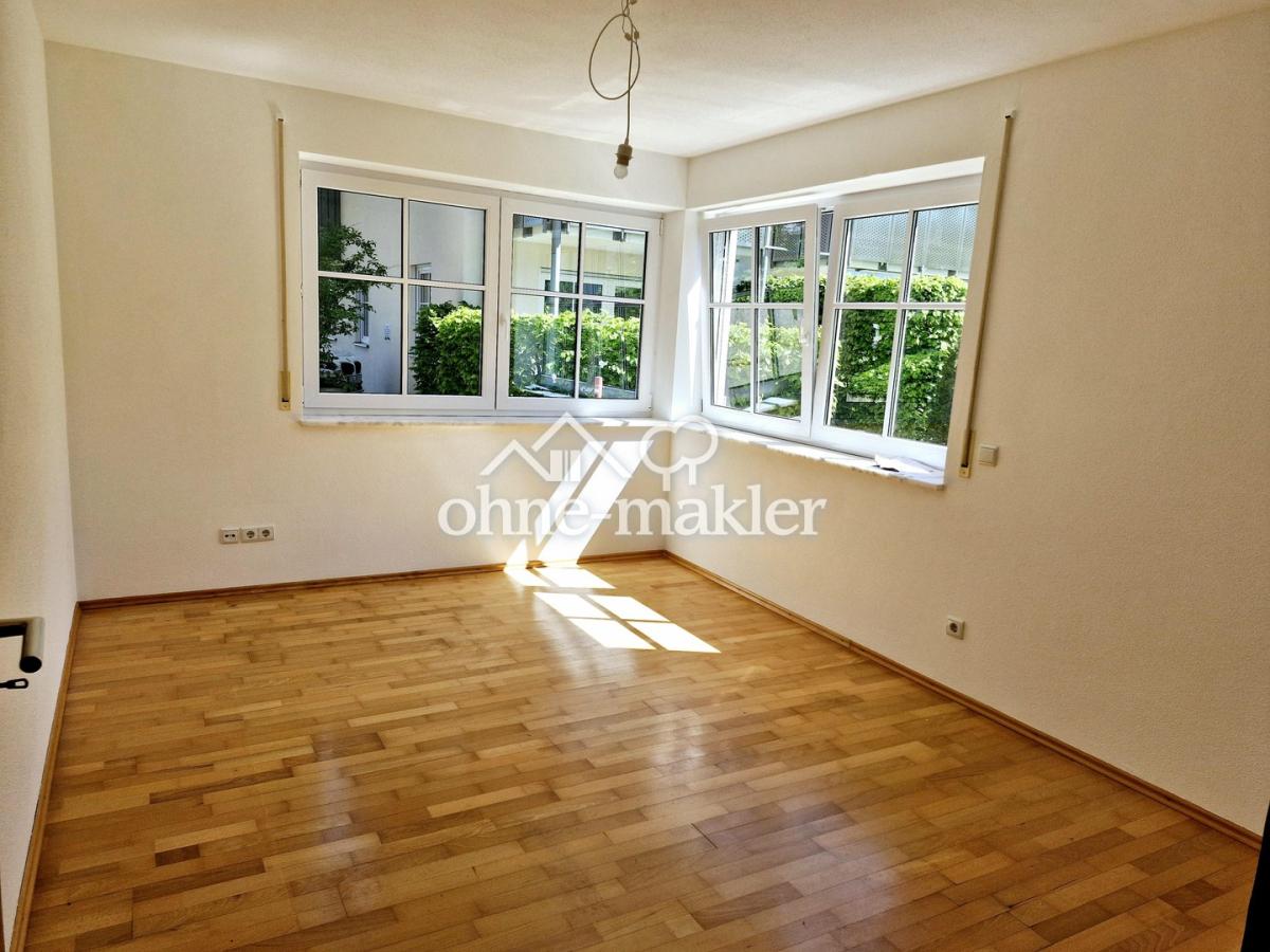 Großes Schlafzimmer