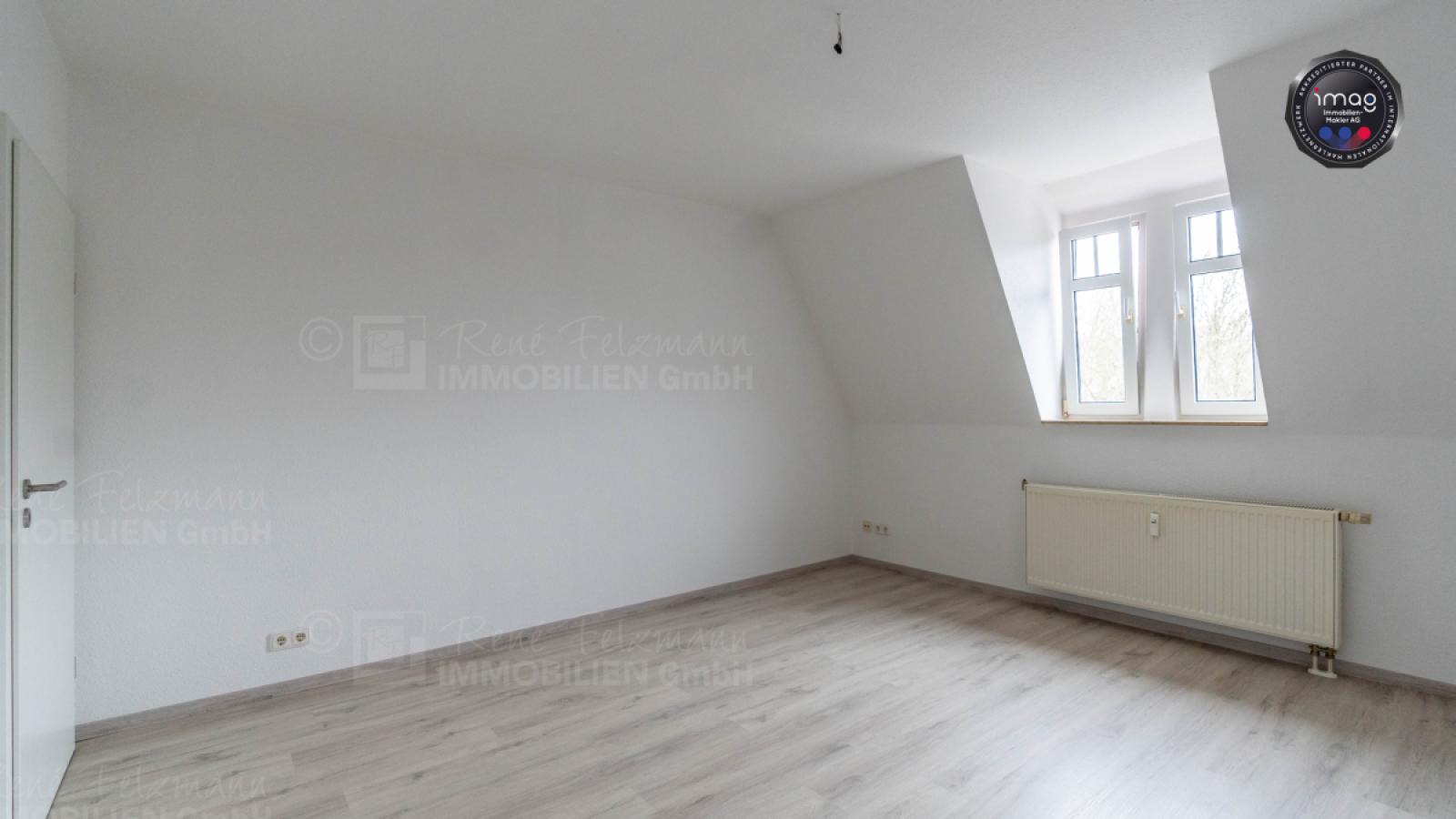 RF-1362 Zweizimmerwohnung PlauenSchlafen