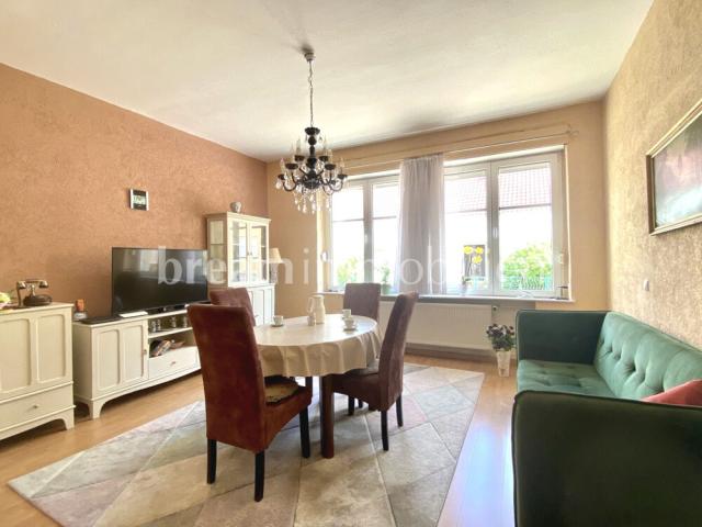 EG re. Esszimmer Wohnzimmer