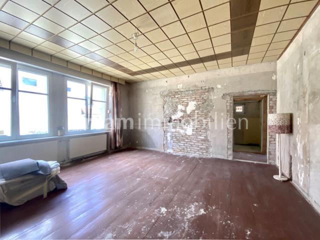 EG li. Rohbau Wohnraum1