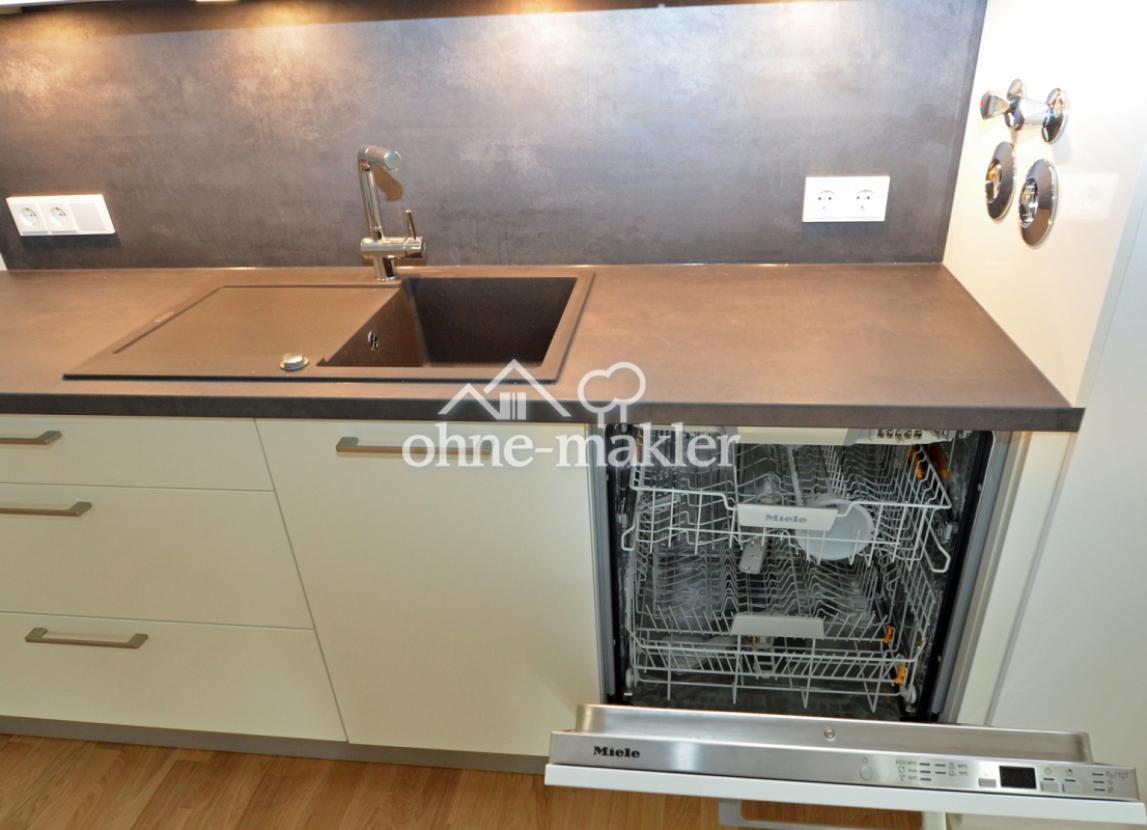 Küche, Siemens+Miele E-Geräte