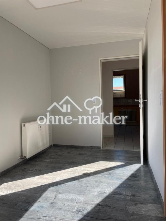 Kinderzimmer / Büro