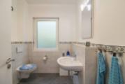 Badezimmer 2