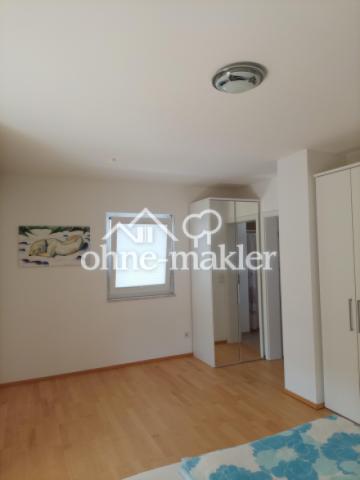 Schl. 1-Ankleide-Badzugang