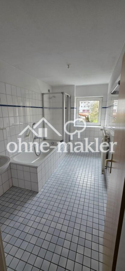 Badezimmer (vor Renovierung)