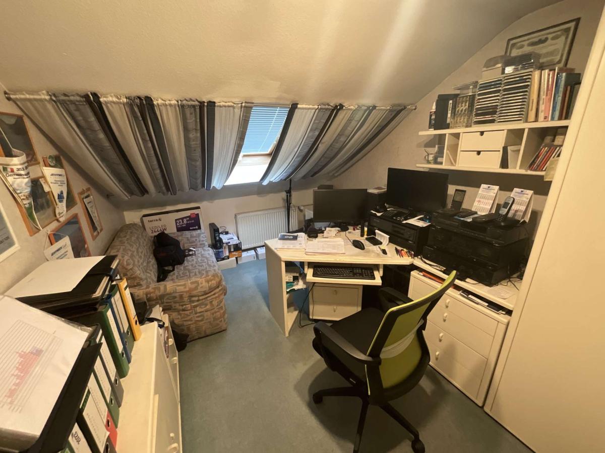 Hauptwohnung Büro DG