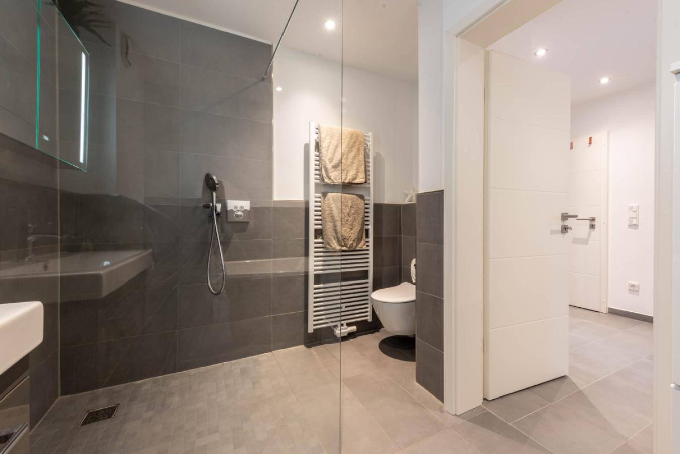 Weitere Ansicht Badezimmer