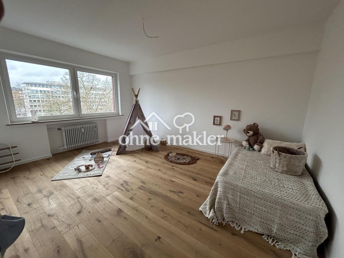 Kinderzimmer oder Büro