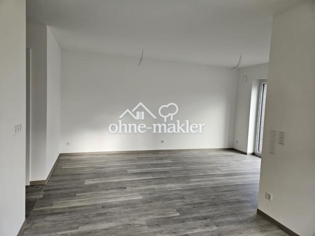 Blick aus Küche in Wohnzimmer