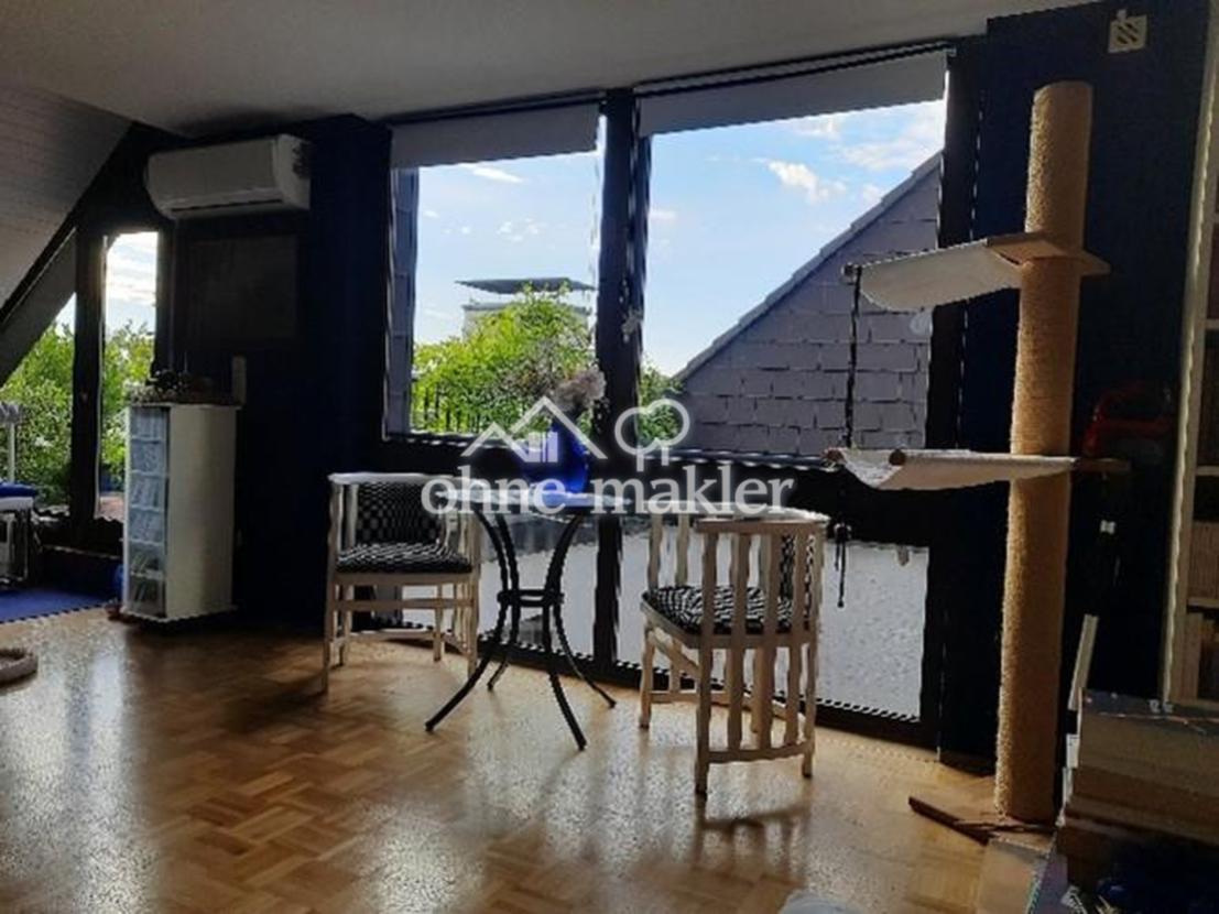 Blick Innenhof + Terrassentür