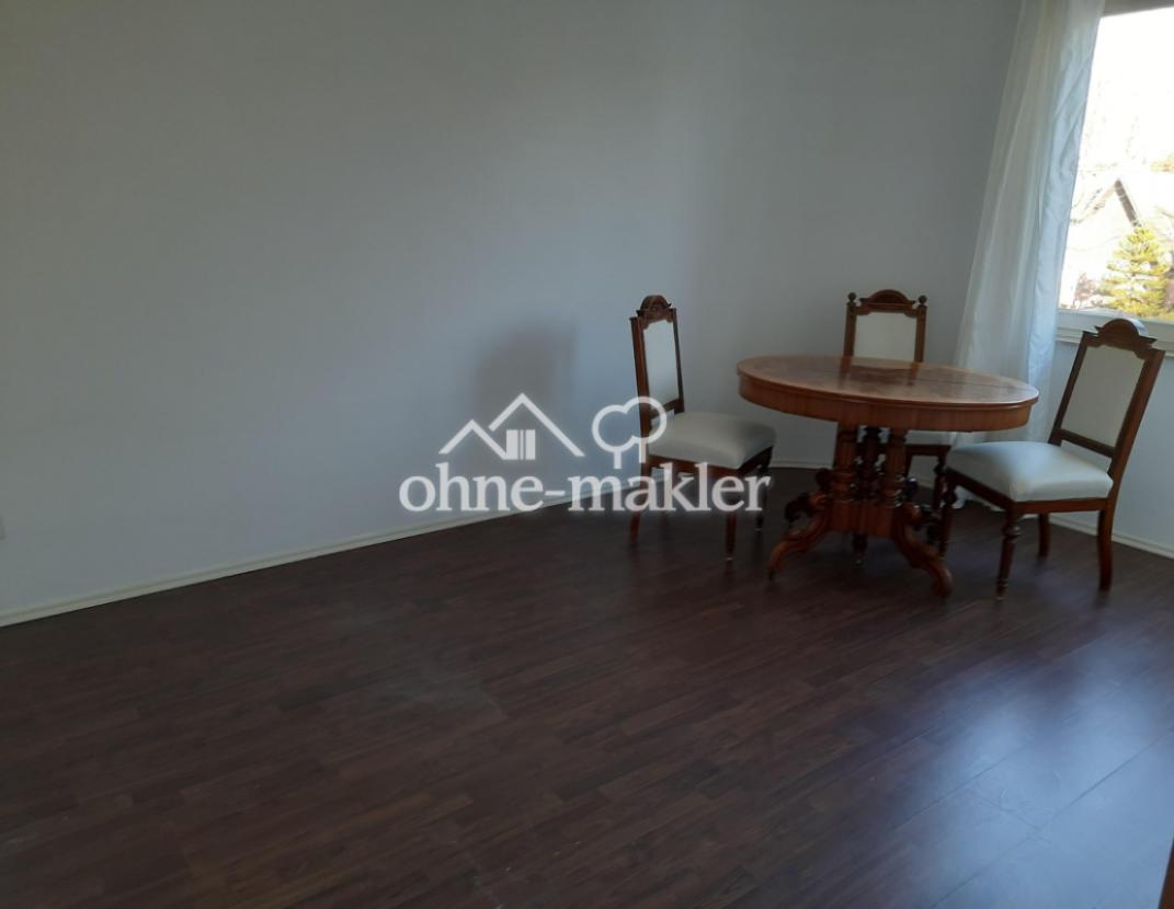 Apartment Strassenseite